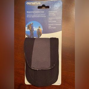 NIB Olympus neoprene camera case